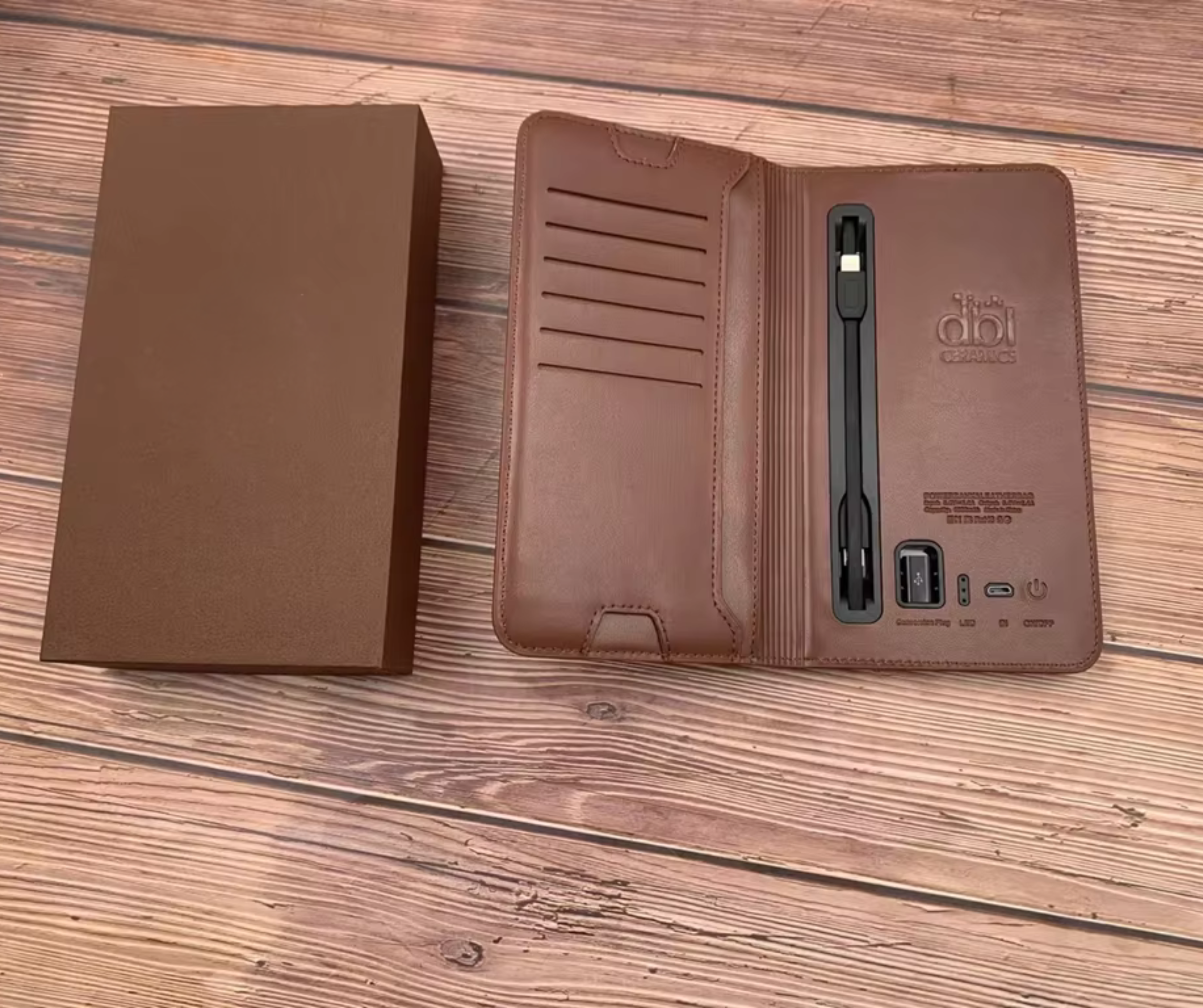 Wireless Charging Wallet 6800mah PU Leather Charge Smart Wallet Power Bank