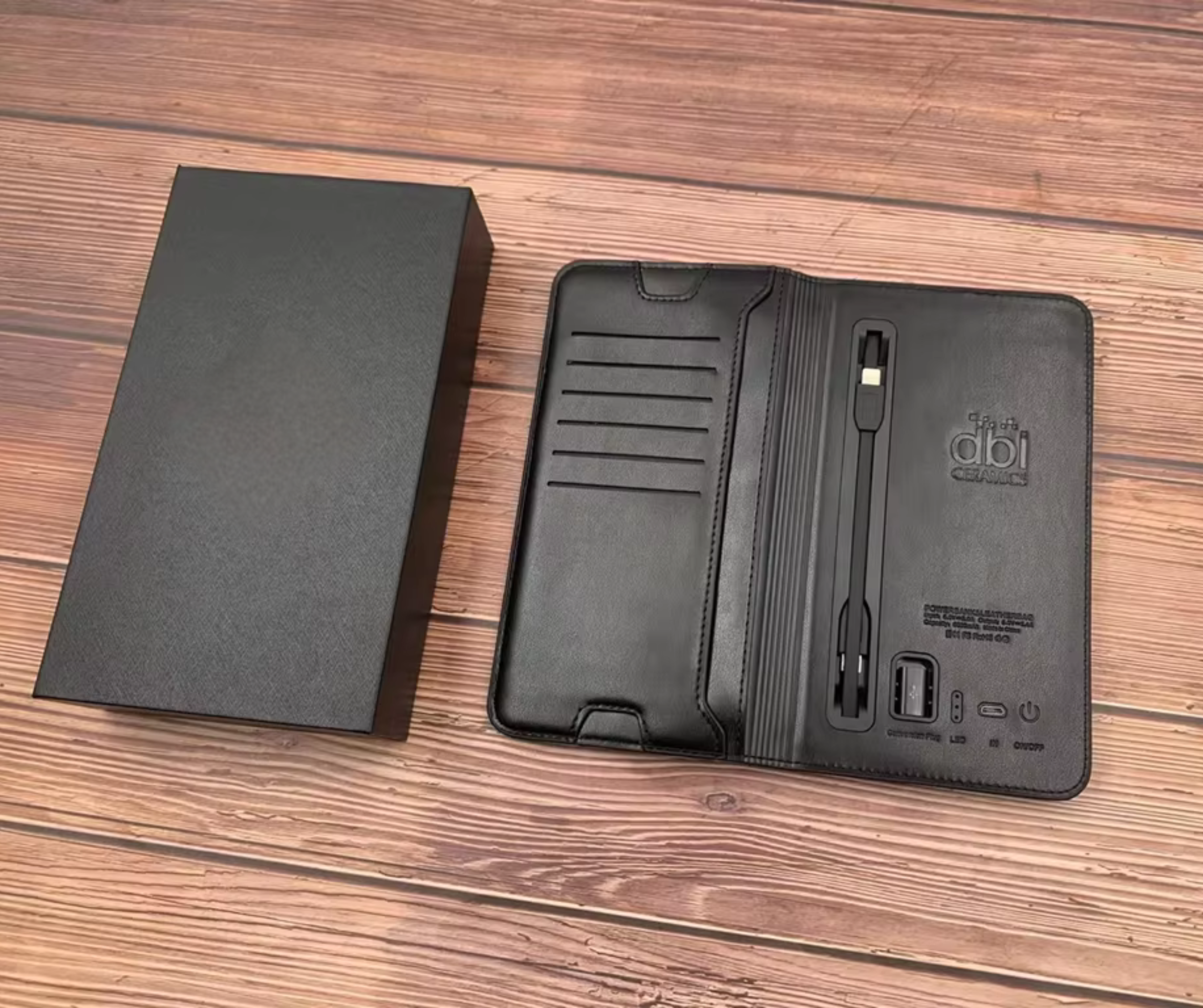 Wireless Charging Wallet 6800mah PU Leather Charge Smart Wallet Power Bank