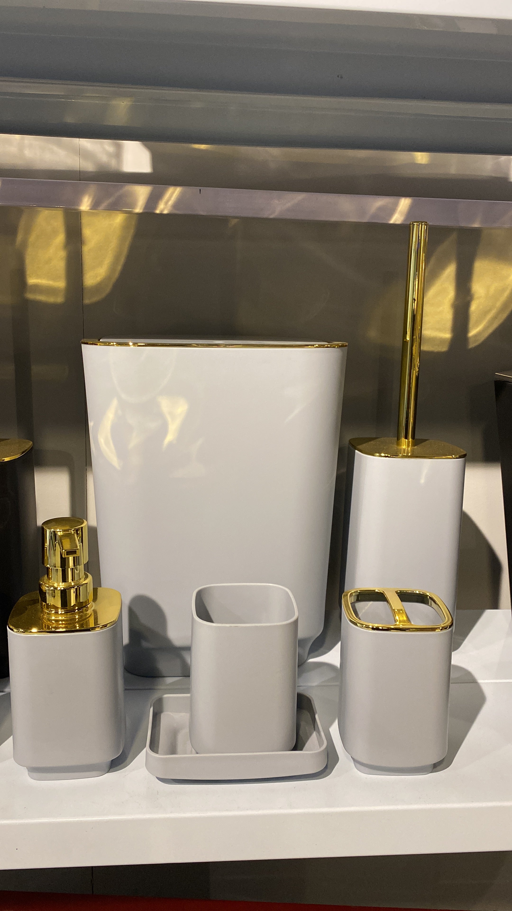 Luxury Bathroom Set – 3 Elegant Designs | Soap Dispenser, Brush Holder, Dustbin