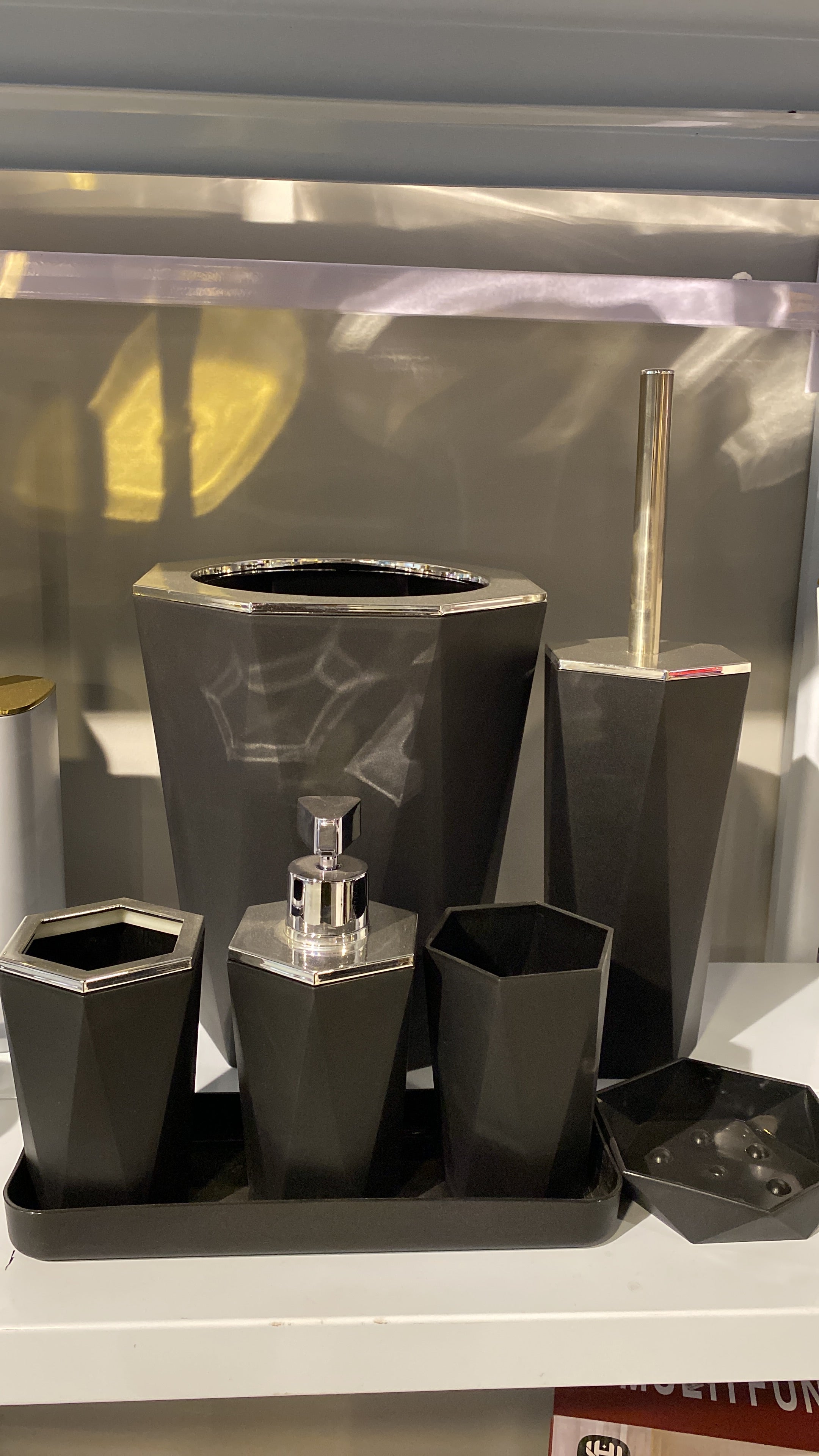 Luxury Bathroom Set – 3 Elegant Designs | Soap Dispenser, Brush Holder, Dustbin