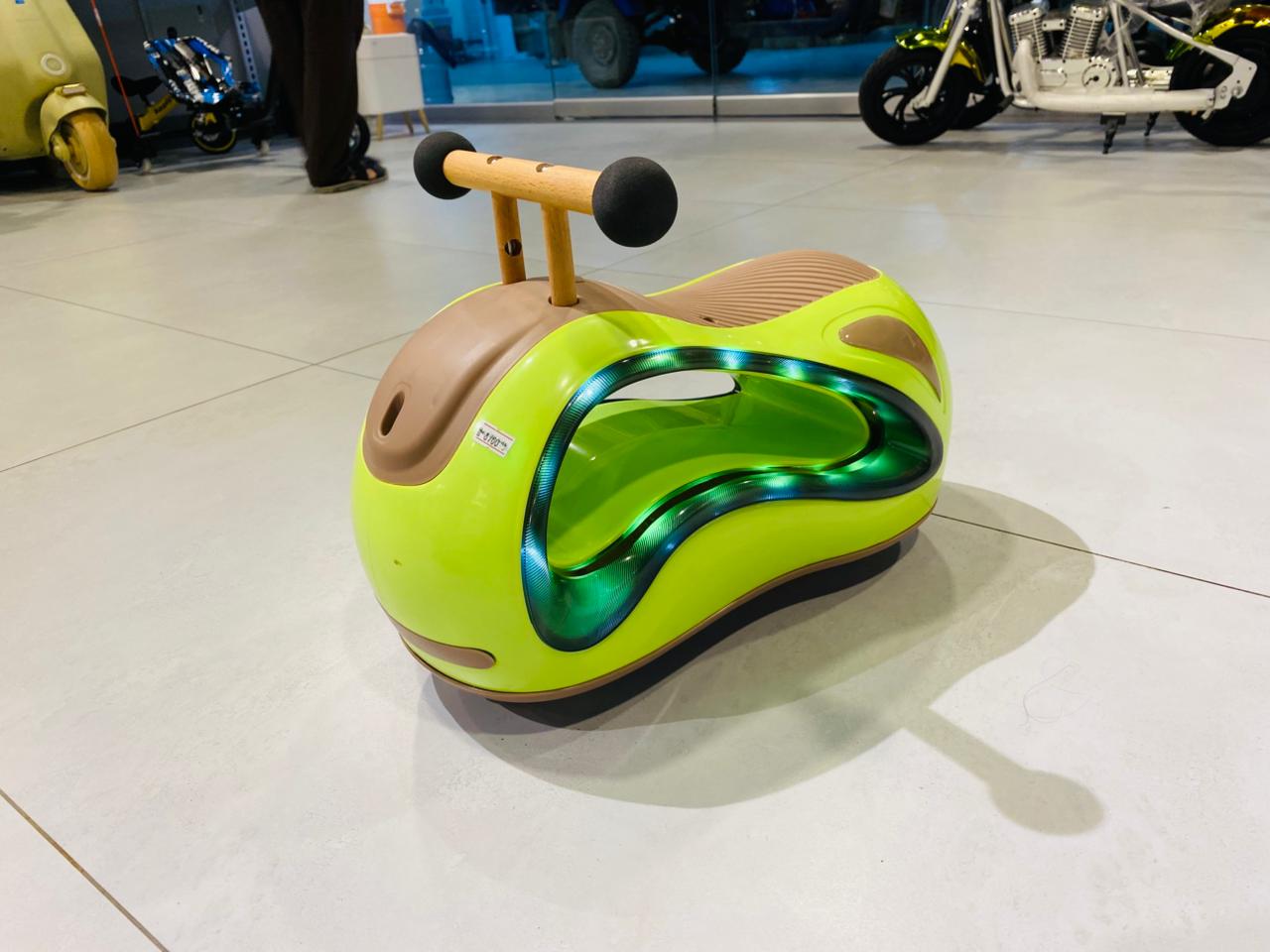 Premium Quality 2 in 1 Kids Scooter Storage Box |